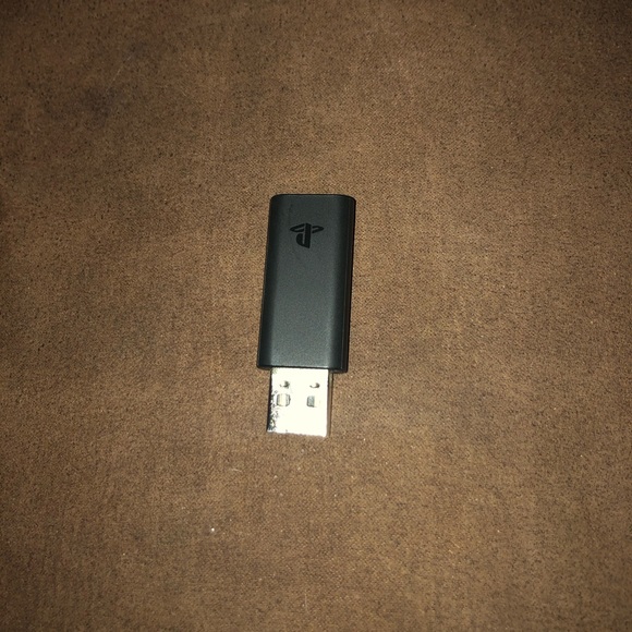 Gold Wireless Headset - Picture 4 of 4